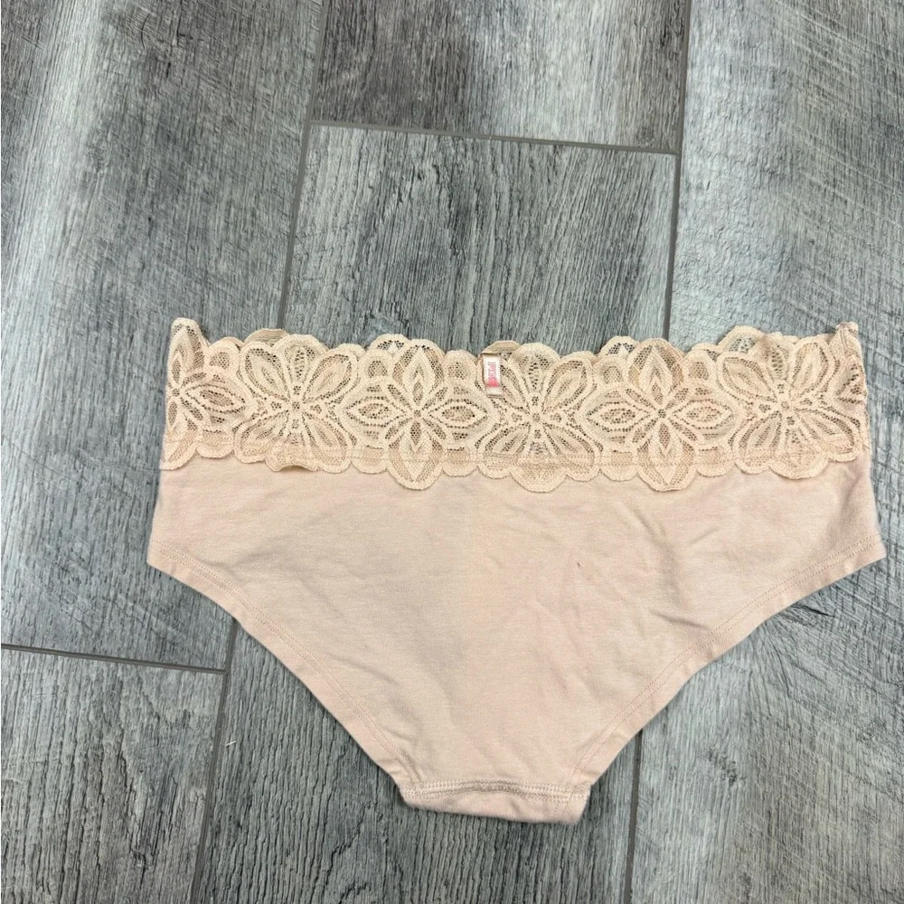 VS‎ Tan Low Rise Hipster Underwear